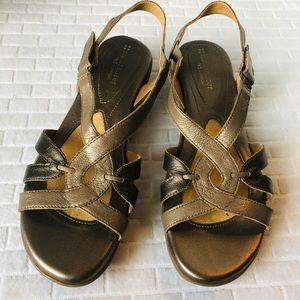 Naturalizer N5 comfort sandals